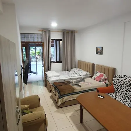Сasa de vacaciones New Apartment In Durres