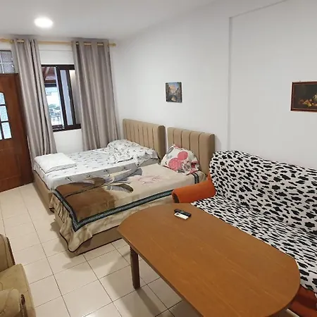 Сasa de vacaciones New Apartment In Durres